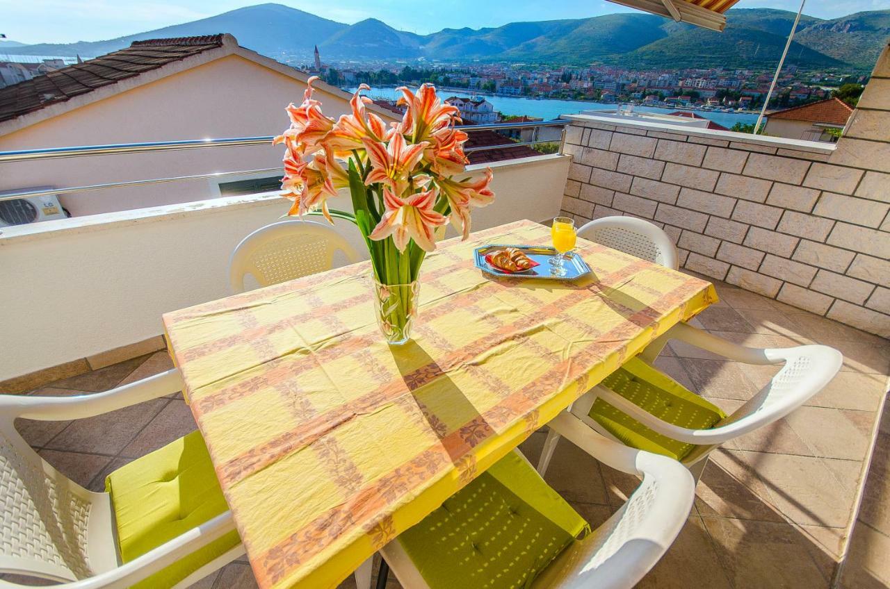 Apartment Ive Trogir Buitenkant foto