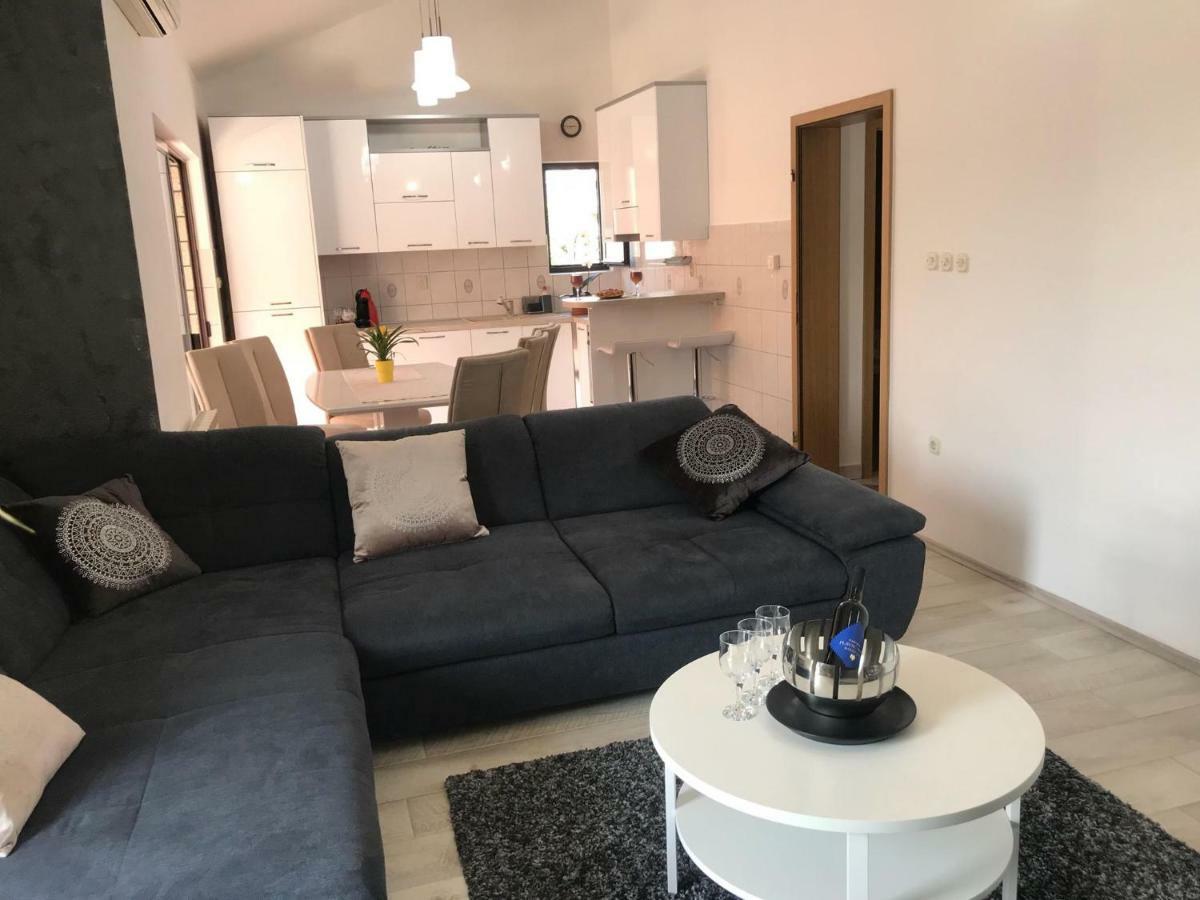 Apartment Ive Trogir Buitenkant foto